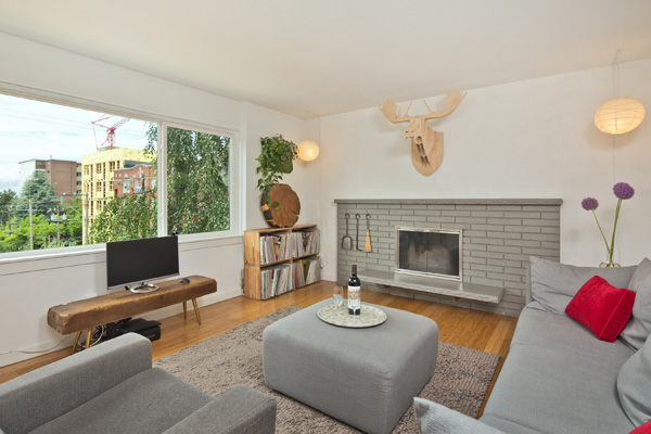 Feature Listing:  2-bedroom Capitol Hill Condo