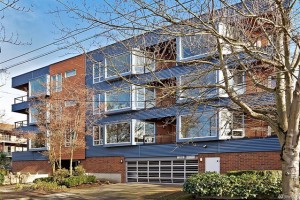 Spotlight Listing: 2328 Fairview Ave Condo, 2-bedrooms