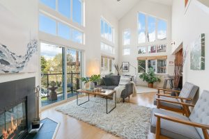 Listing: Fabulous Capitol Hill Loft